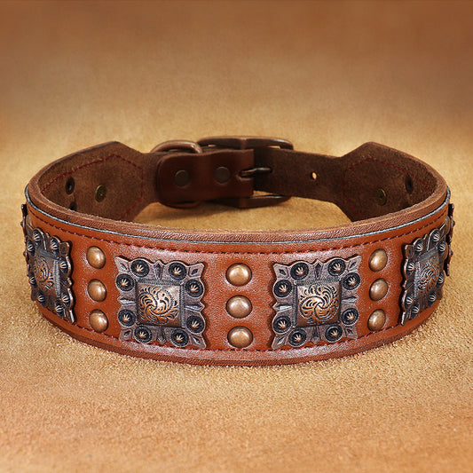 Cowhide Rivet Collar